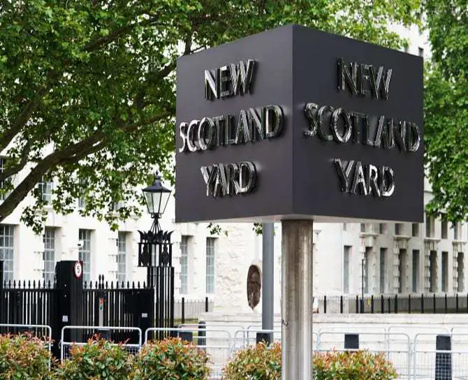 Teenager arrested in SE London suspected of terrorist crime